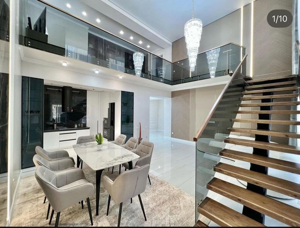 Элитка, 3 ком, 125 м2, этаж 10/11, ж/к Нью-Йорк сити (New York city), Сост: Евроремонт - фото 1