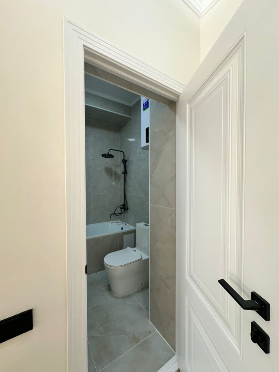 Элитка, 2 ком, 86 м2, этаж 4/16, ж/к Venezian - фото 2