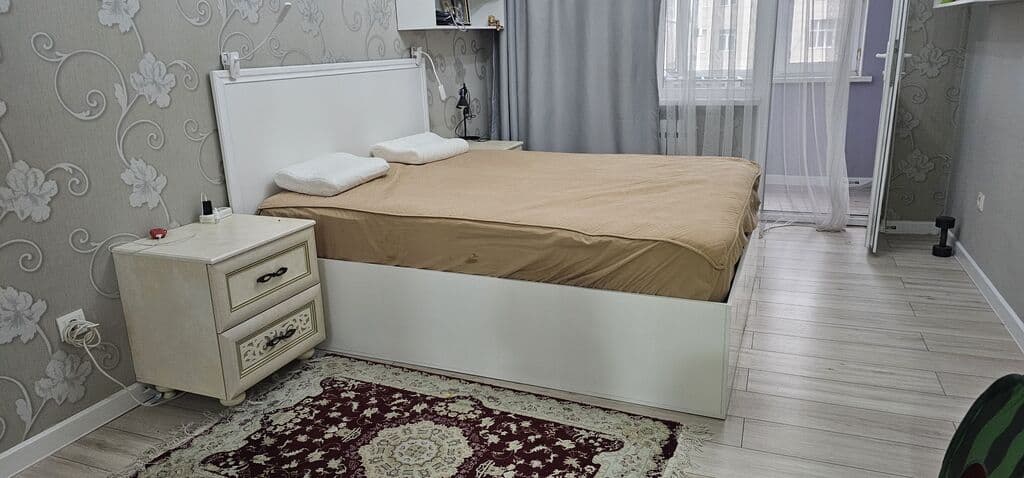 Элитка, 2 ком, 80 м2, этаж 8/10, ж/к Мега Сити, Сост: Евроремонт - фото 6
