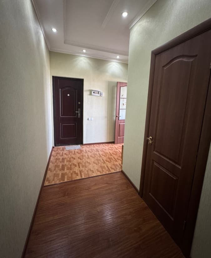 2 ком, 106 улучшенная, 67 м2, этаж 2/9, Сост: Хорошее - фото 2