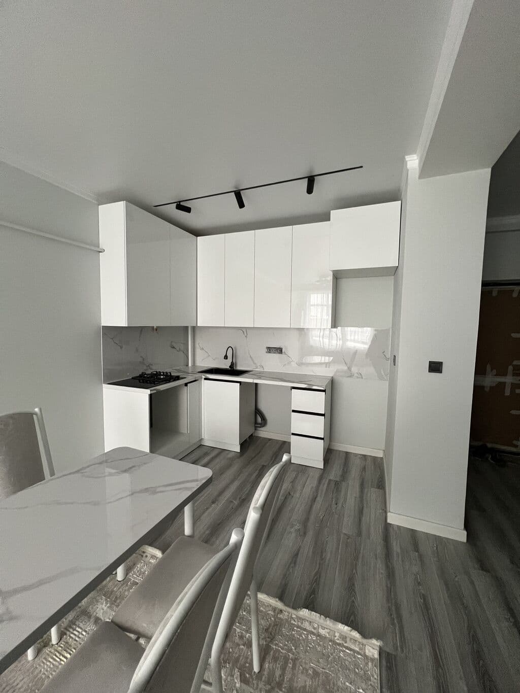 Элитка, 1 ком, 41.01 м2, этаж 6/10, Сост: Евроремонт - фото 9