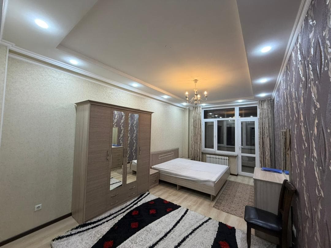 Аренда, Элитка, 3 ком, 120 м2, этаж 1/12, ж/к 7 Небо, Сост: Евроремонт - фото 2