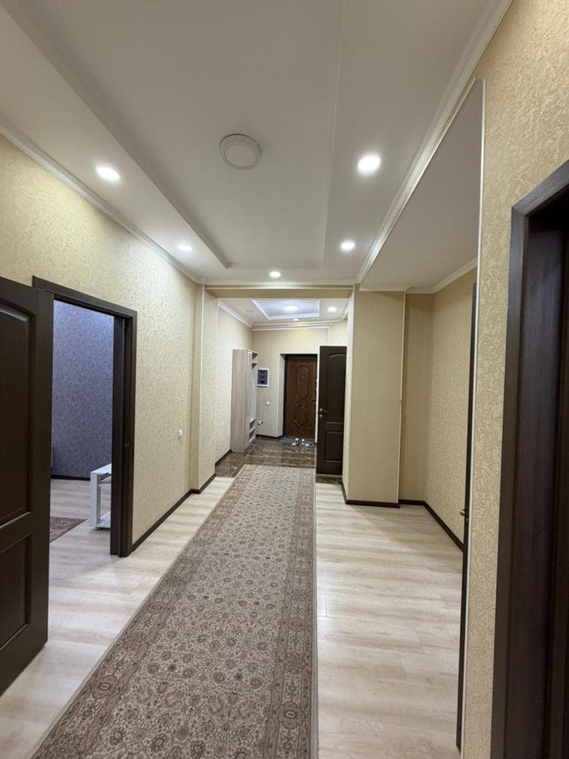 Аренда, Элитка, 3 ком, 120 м2, этаж 1/12, ж/к 7 Небо, Сост: Евроремонт - фото 4