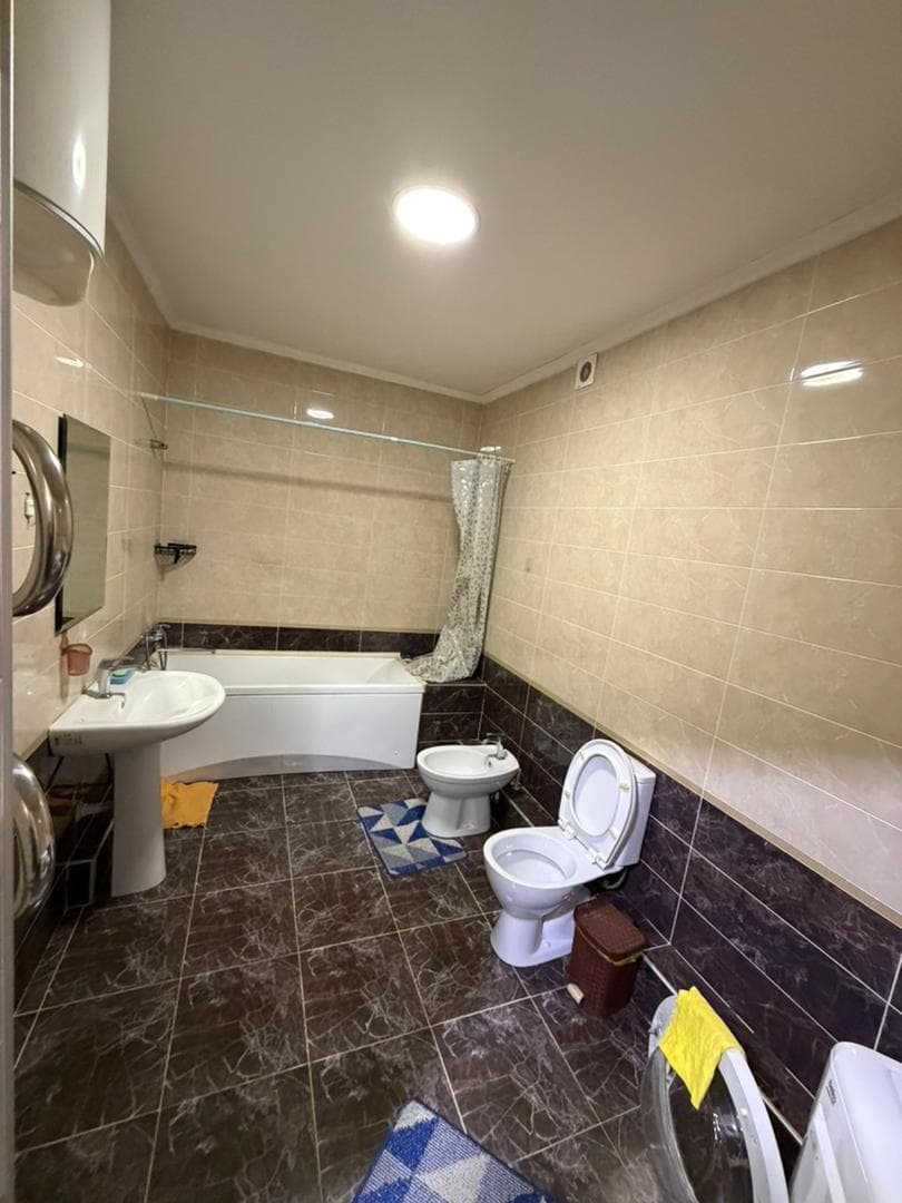 Аренда, Элитка, 3 ком, 120 м2, этаж 1/12, ж/к 7 Небо, Сост: Евроремонт - фото 7