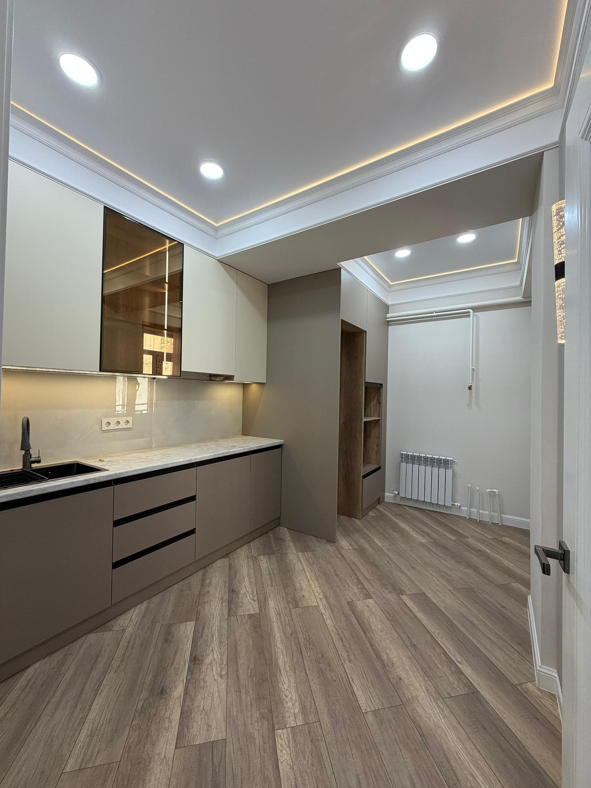 Элитка, 2 ком, 60 м2, этаж 2/14, ж/к Ихлас Джал-15, Сост: Евроремонт - фото 7