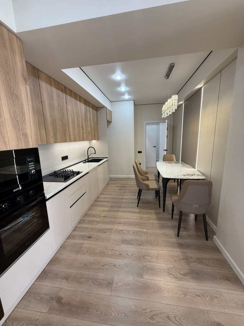 Элитка, 2 ком, 71.3 м2, этаж 6/12, ж/к ЖК Эмель, Сост: Евроремонт - фото 11