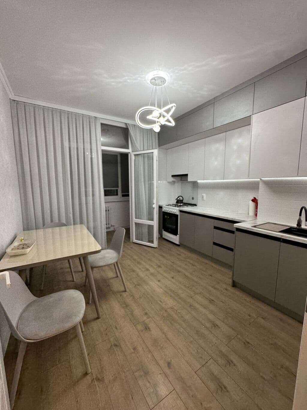 1 ком, Индивидуальный проект, 50 м2, этаж 4/10, Сост: Евроремонт - фото 2