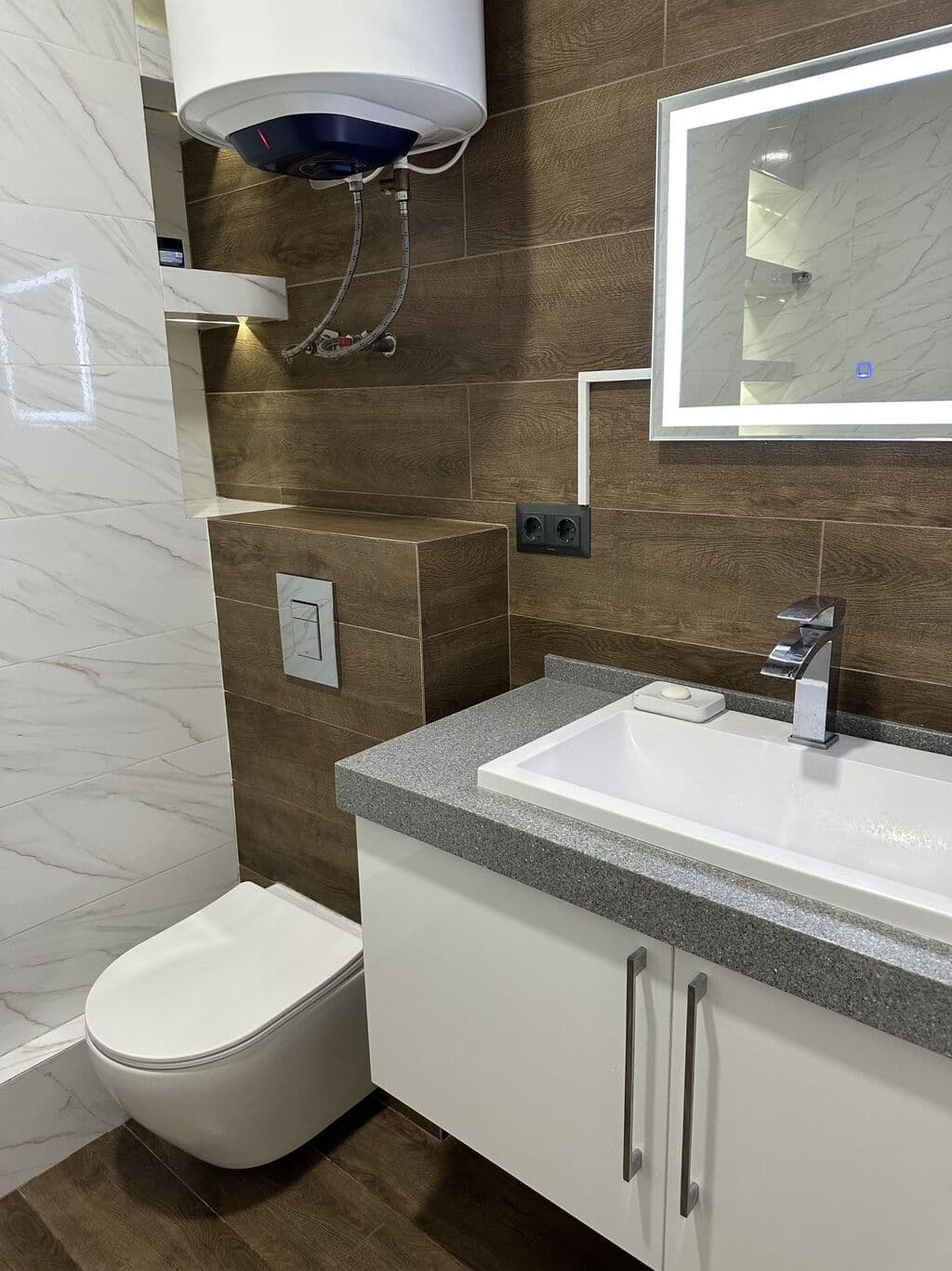 Продажа, Элитка, 3 ком, 126 м2, этаж 10/12, Сост: Евроремонт - фото 2
