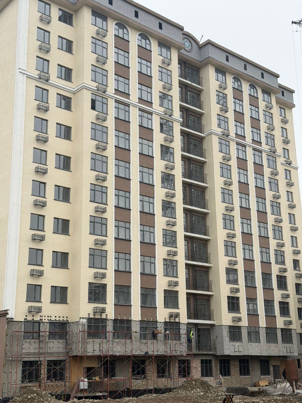 Элитка, 3 ком, 80 м2, этаж 3/12, ж/к БИШКЕК КУРУЛУШ (Bishkek Kurulush), Сост: Хорошее - фото 1
