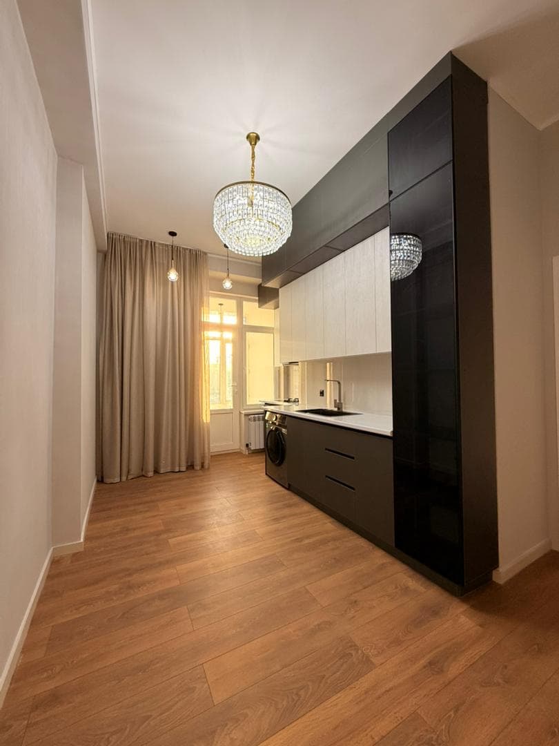 Элитка, 3 ком, 80 м2, этаж 13/13, ж/к Вегас (Vegas), Сост: Евроремонт - фото 1