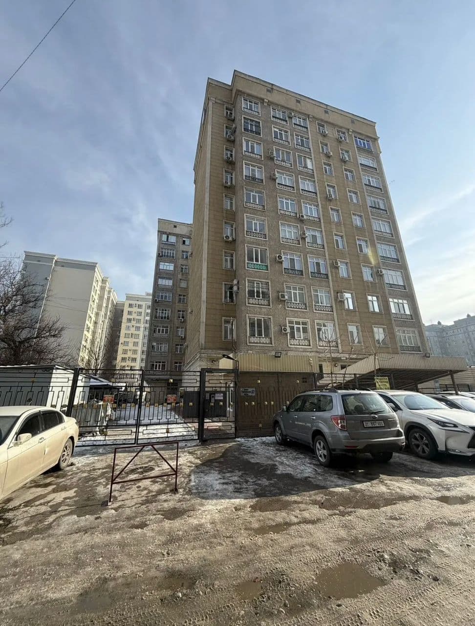 Элитка, 3 ком, 127 м2, этаж 7/10, ж/к ОргТехСтрой (Orgtexstroy), Сост: Евроремонт - фото 11