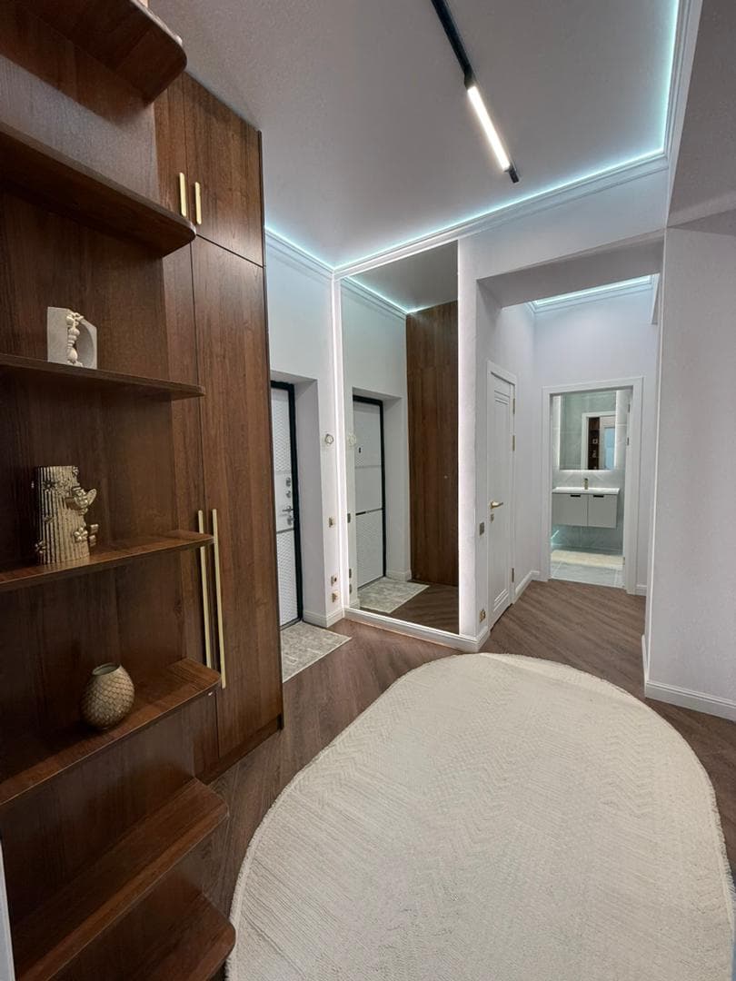 Элитка, 3 ком, 73 м2, этаж 7/12, ж/к Нью-Йорк сити (New York city), Сост: Евроремонт - фото 12