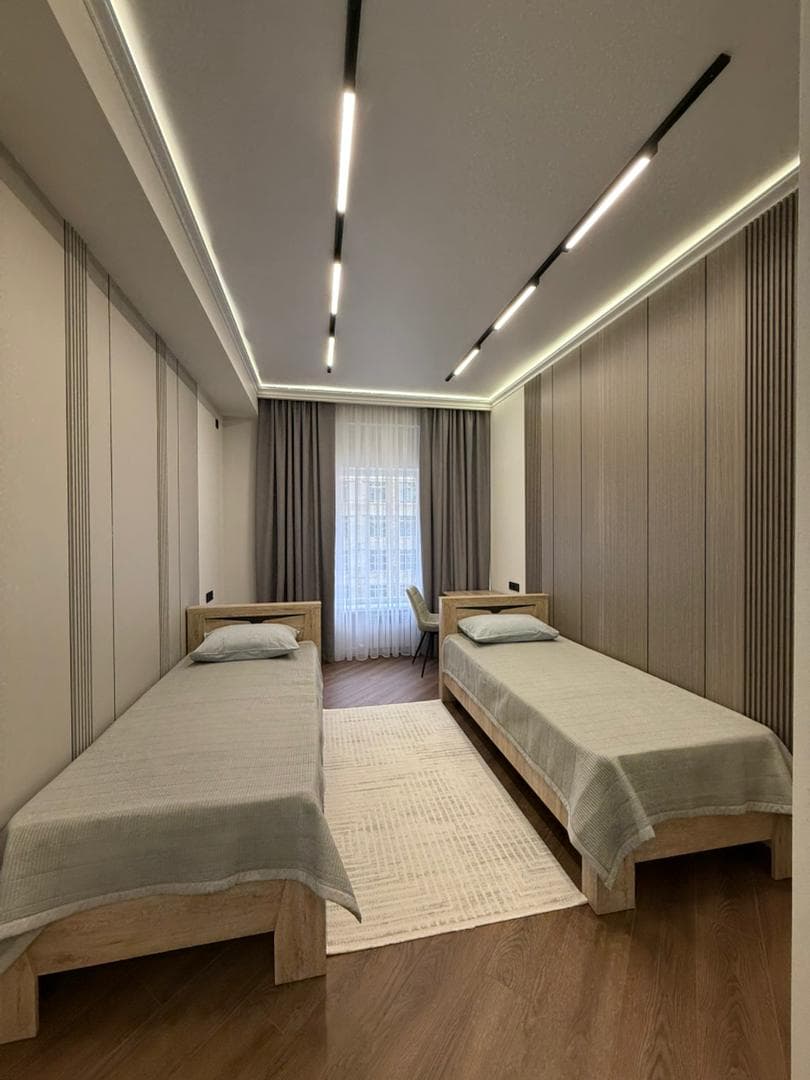 Продажа, Элитка, 3 ком, 74 м2, этаж 8/12, ж/к Нью-Йорк сити (New York city), Сост: Евроремонт - фото 4