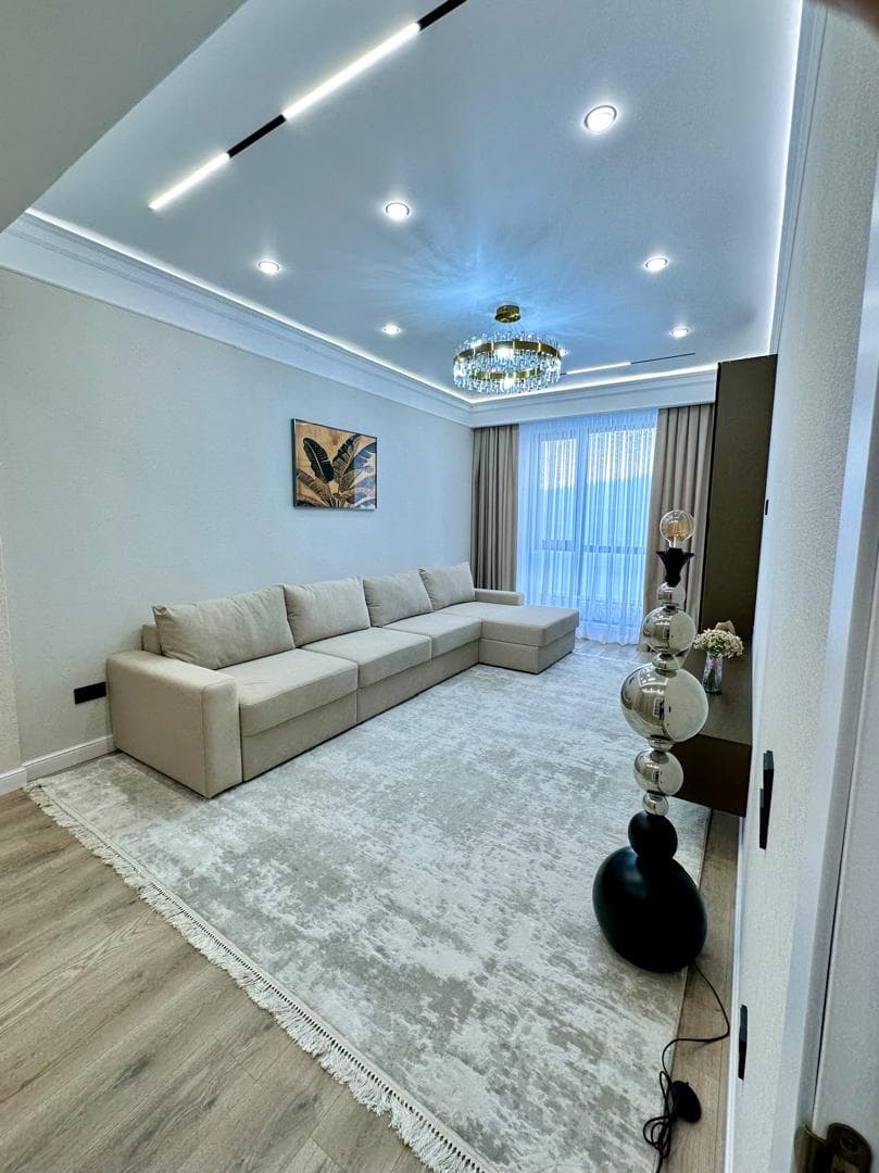Элитка, 2 ком, 82 м2, этаж 13/14, ж/к Кап Строй Сити (Capstroy City), Сост: Евроремонт - фото 3