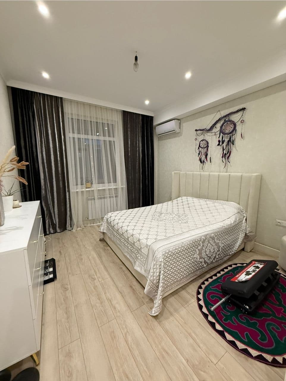 Элитка, 3 ком, 116 м2, этаж 10/10, ж/к Мега Сити (Mega City), Сост: Евроремонт - фото 2