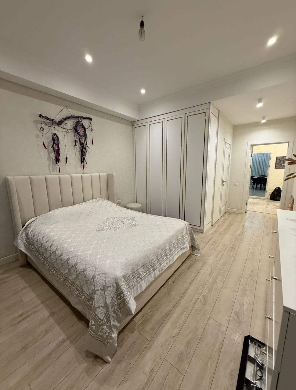 Элитка, 3 ком, 116 м2, этаж 10/10, ж/к Мега Сити (Mega City), Сост: Евроремонт - фото 3