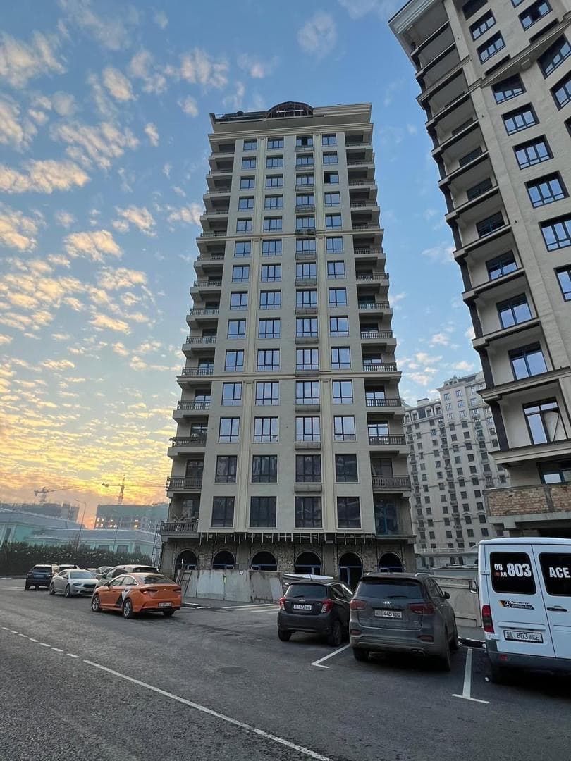 Элитка, 1 ком, 62.45 м2, этаж 3/16, ж/к Venezian, Сост: Евроремонт - фото 1