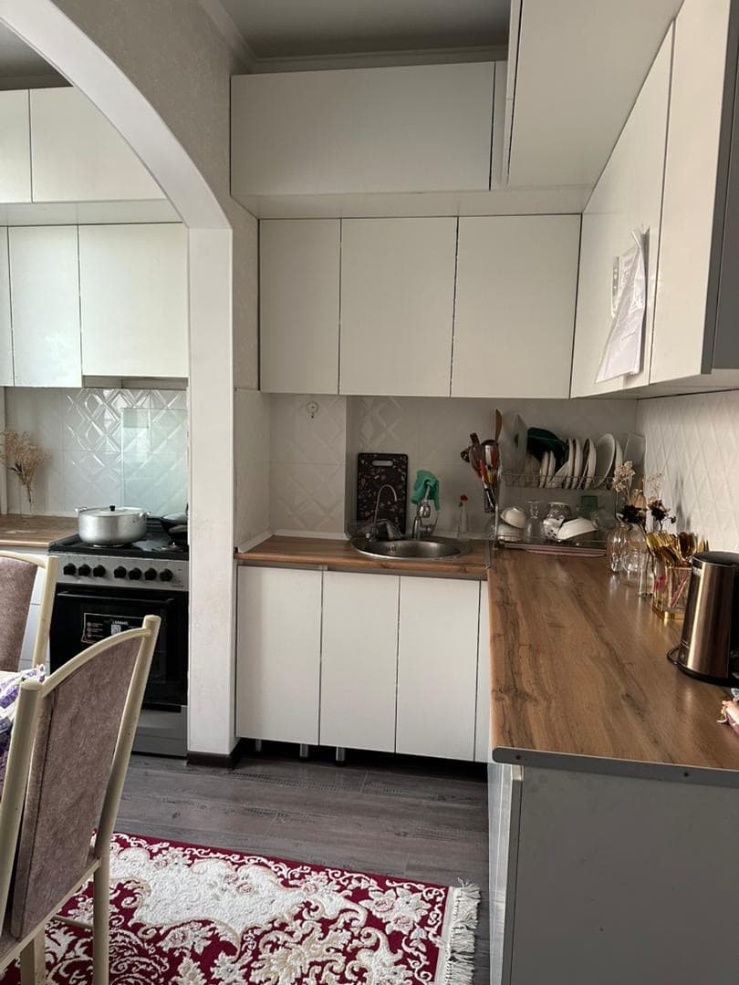 Продажа, 106 серия, 2 ком, 61 м2, этаж 9/9, Сост: Евроремонт - фото 1