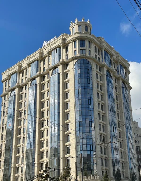 Элитка, 3 ком, 139 м2, этаж 13/15, ж/к Испанский дом, Сост: Евроремонт - фото 15
