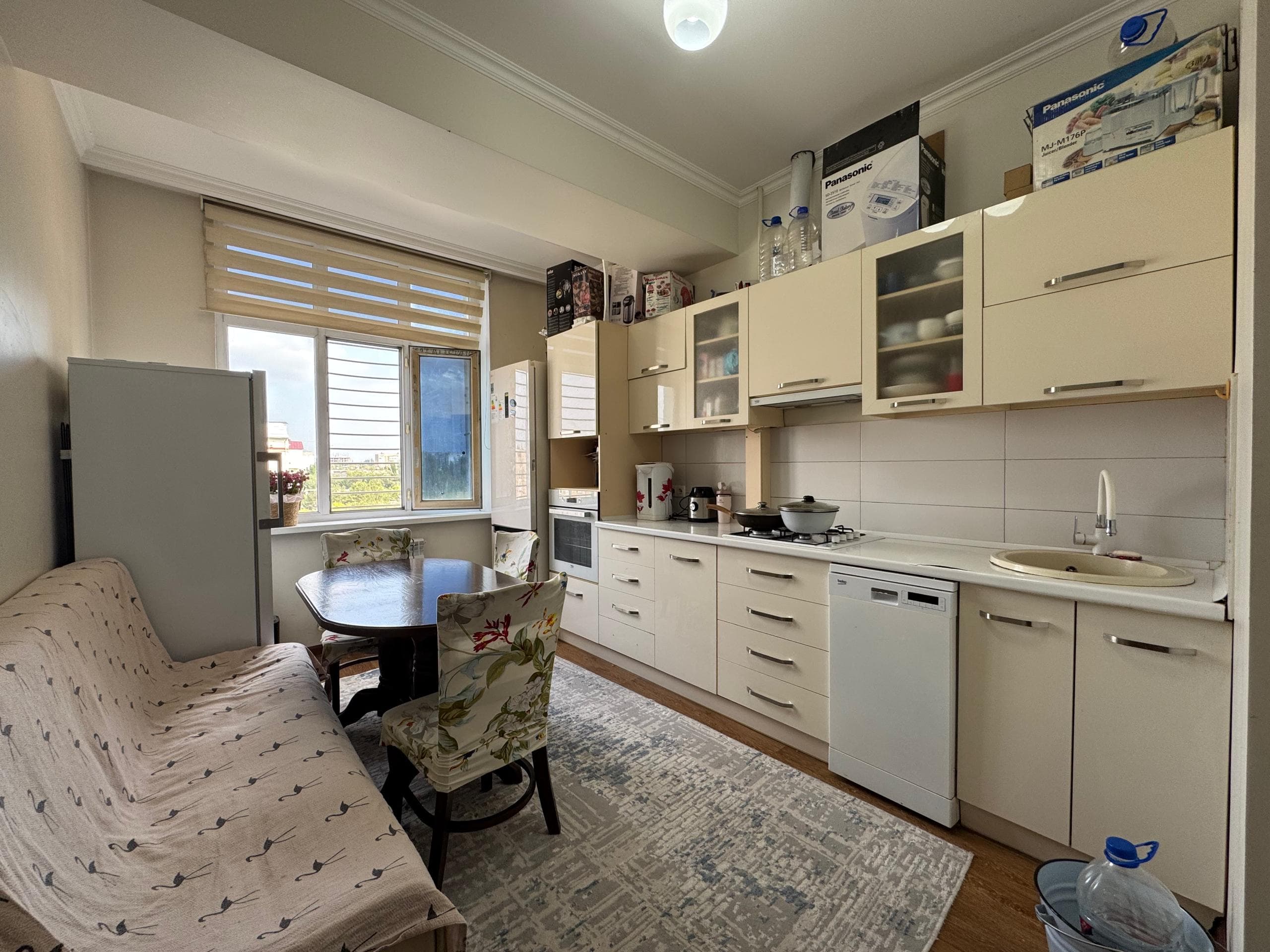 Элитка, 2 ком, 72 м2, этаж 8/10, ж/к Мега Сити (Mega City), Сост: Евроремонт - фото 12