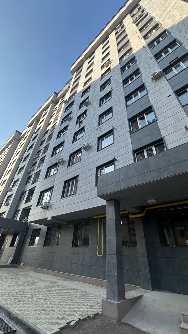 Элитка, 1 ком, 41 м2, этаж 4/12, ж/к Green-Park (Грин Парк), Сост: Евроремонт - фото 1