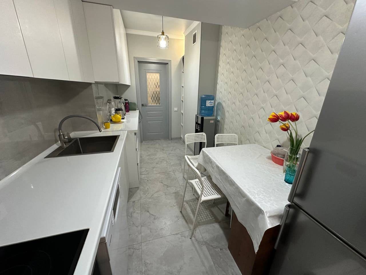 Продажа, Элитка, 2 ком, 57 м2, этаж 4/10, ж/к Фэмили Хаус (Family House), Сост: Евроремонт - фото 1