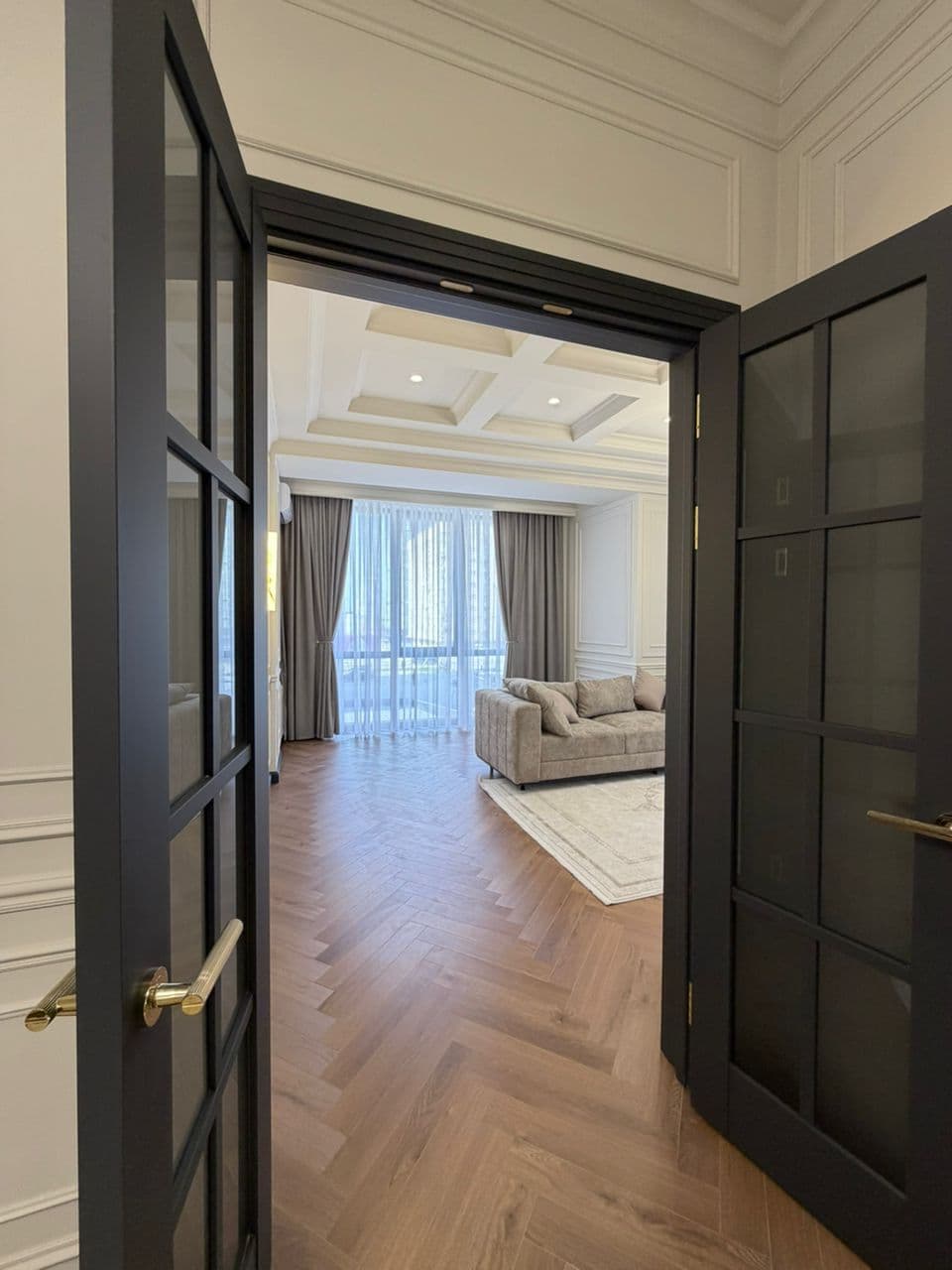 Продажа, Элитка, 3 ком, 109 м2, этаж 2/12, ж/к Елисейские поля, Сост: Евроремонт - фото 4