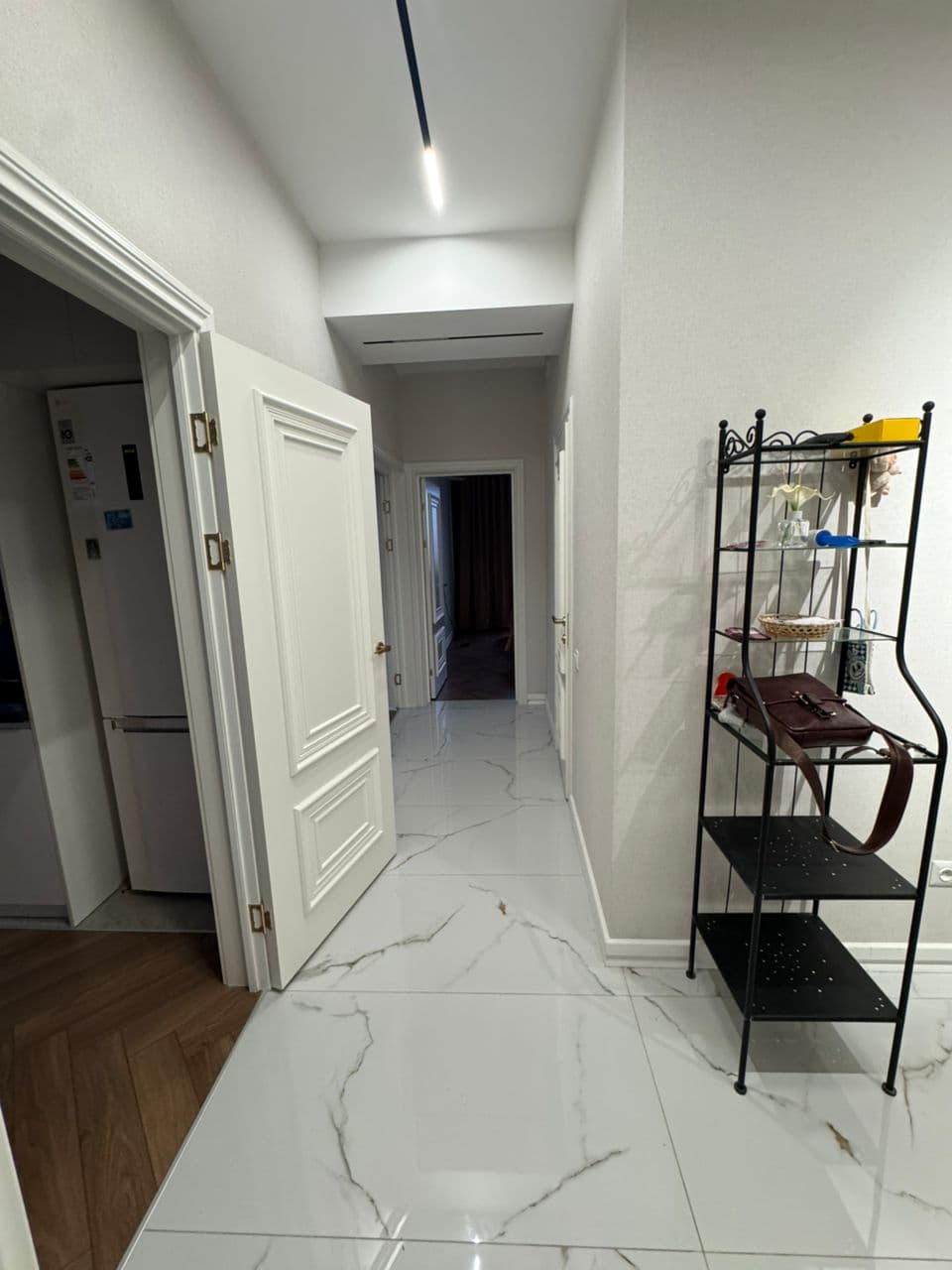Продажа, Элитка, 3 ком, 90 м2, этаж 6/14, ж/к Космос (Cosmos), Сост: Хорошее - фото 3