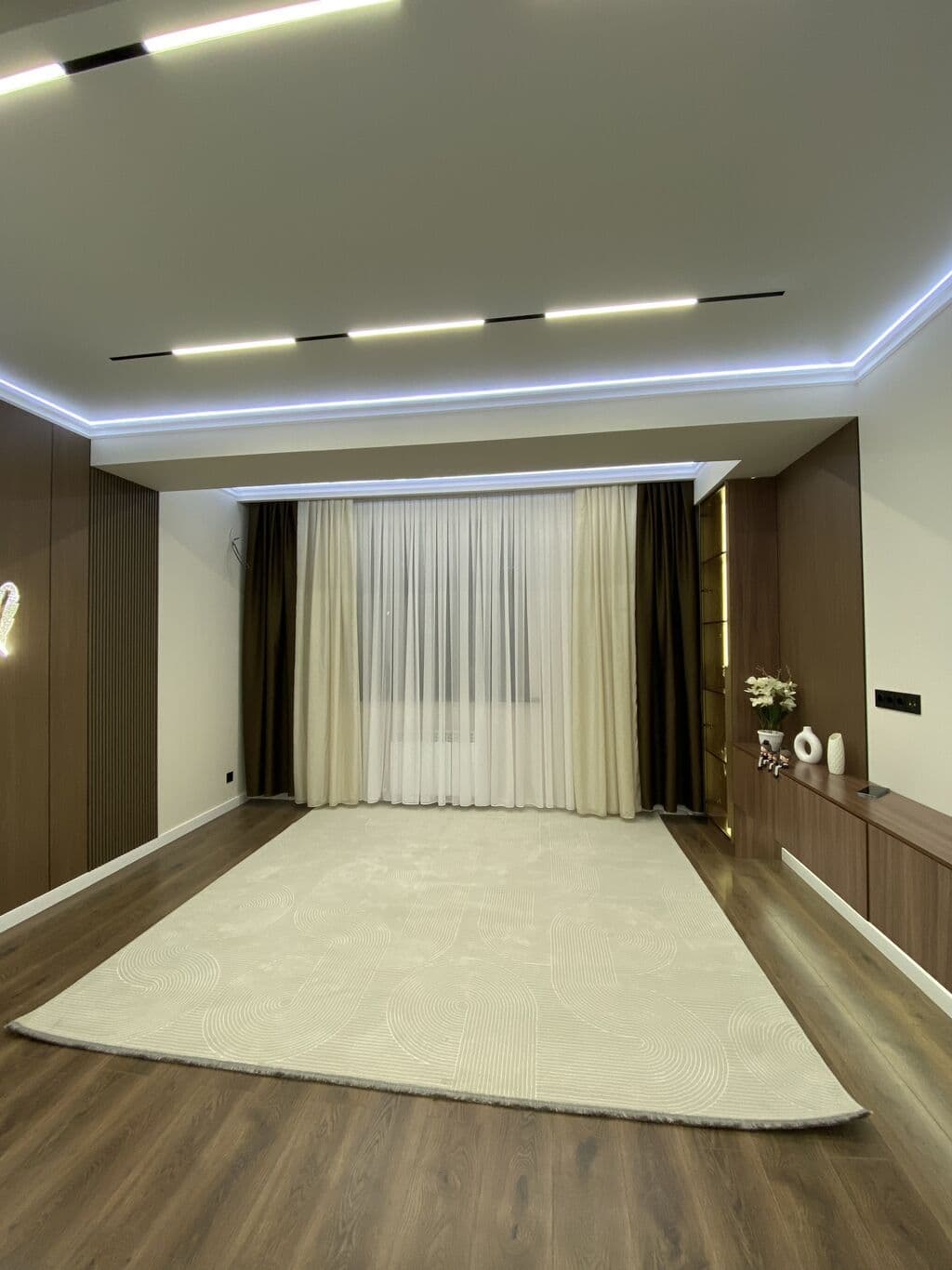 Продажа, Элитка, 2 ком, 60 м2, этаж 8/14, ж/к Эверест (Everest), Сост: Евроремонт - фото 1