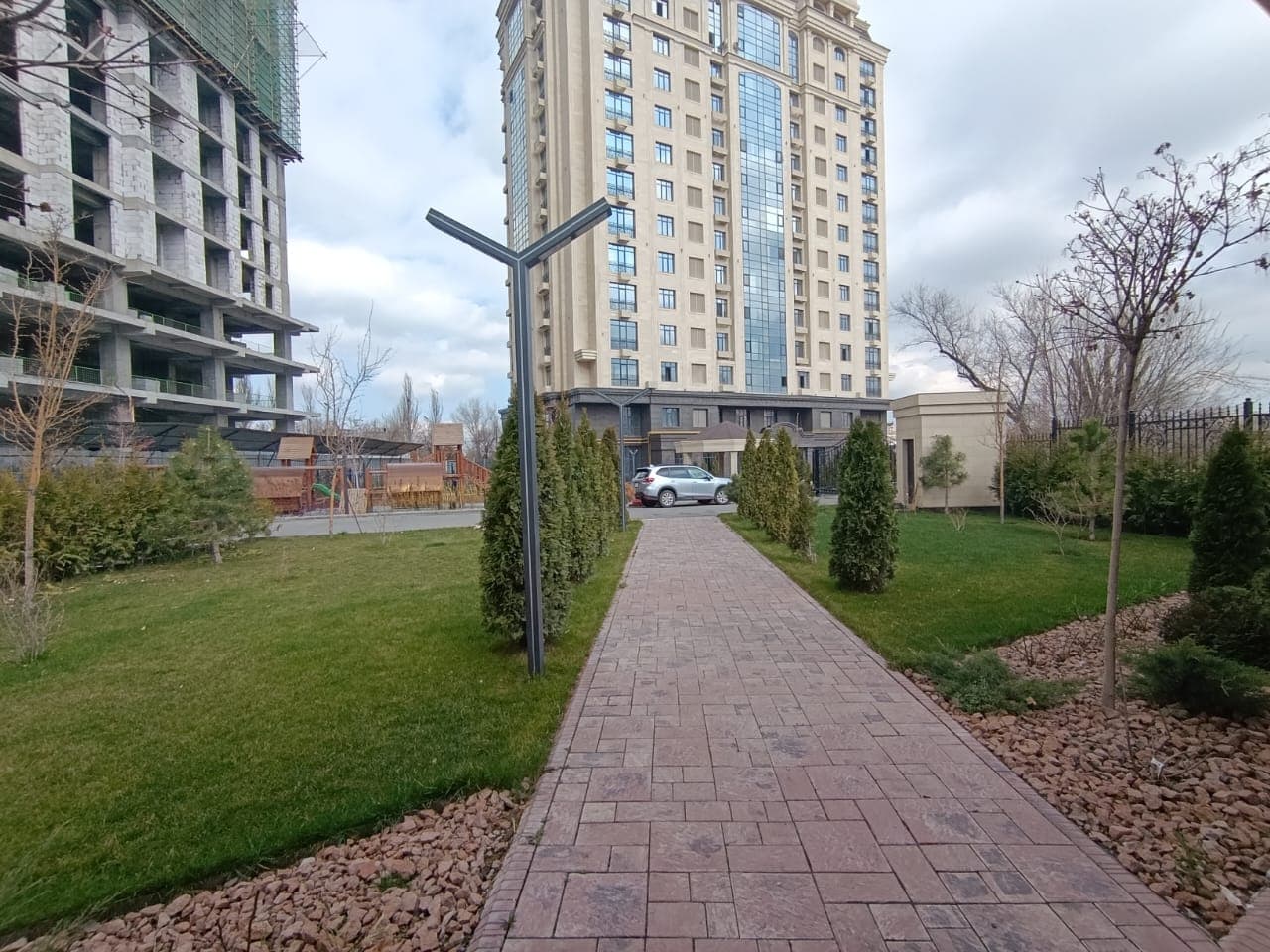 Элитка, 2 ком, 80 м2, этаж 13/16, ж/к ЖК Флоренция, Сост: Евроремонт - фото 12