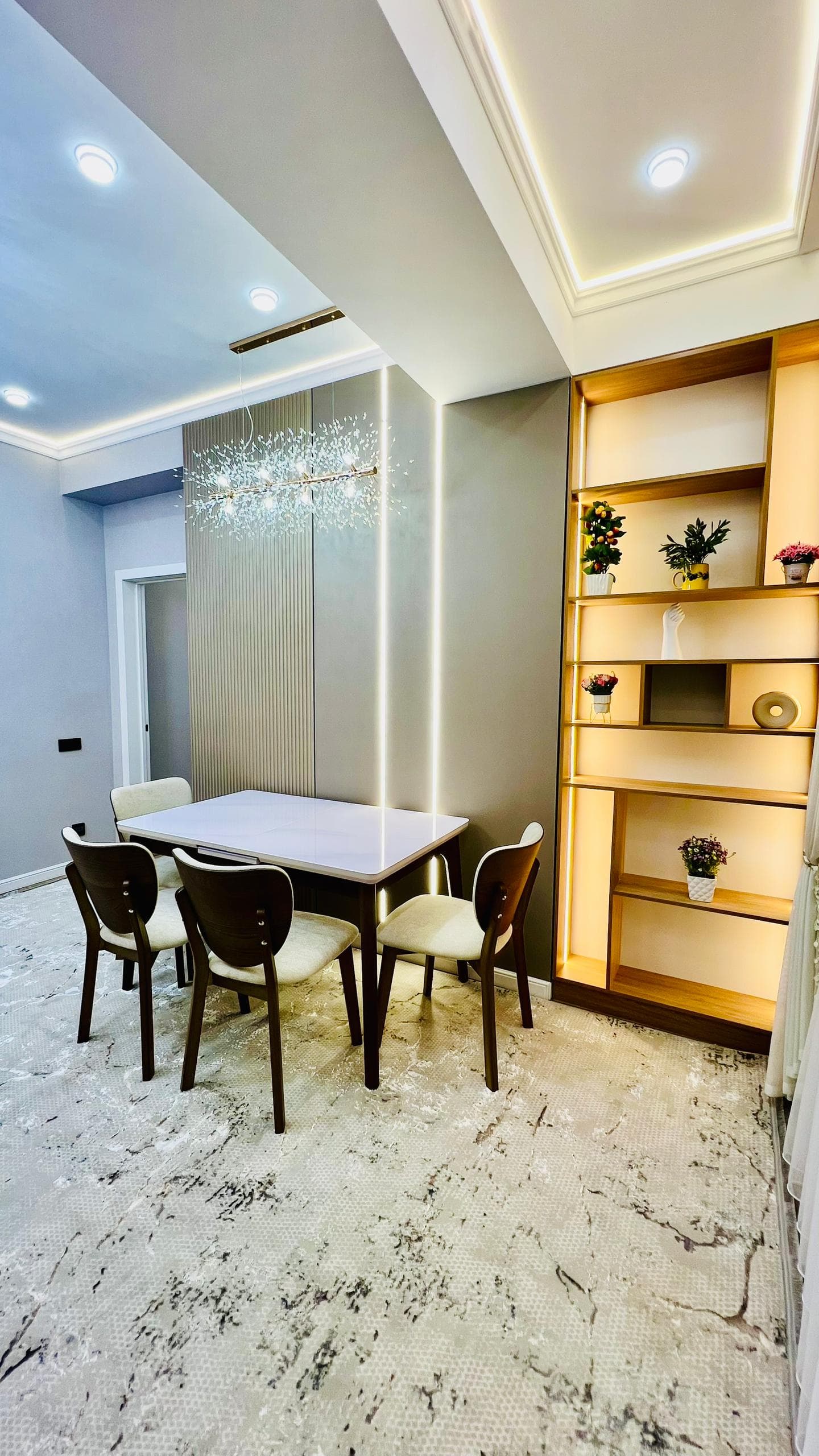 Продажа, Элитка, 2 ком, 83 м2, этаж 9/14, ж/к Пишпек (Pishpek), Сост: Евроремонт - фото 1