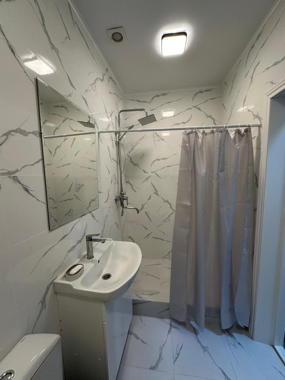 Аренда, Сталинка, 3 ком, 90 м2, этаж 2/3, Сост: Евроремонт - фото 11