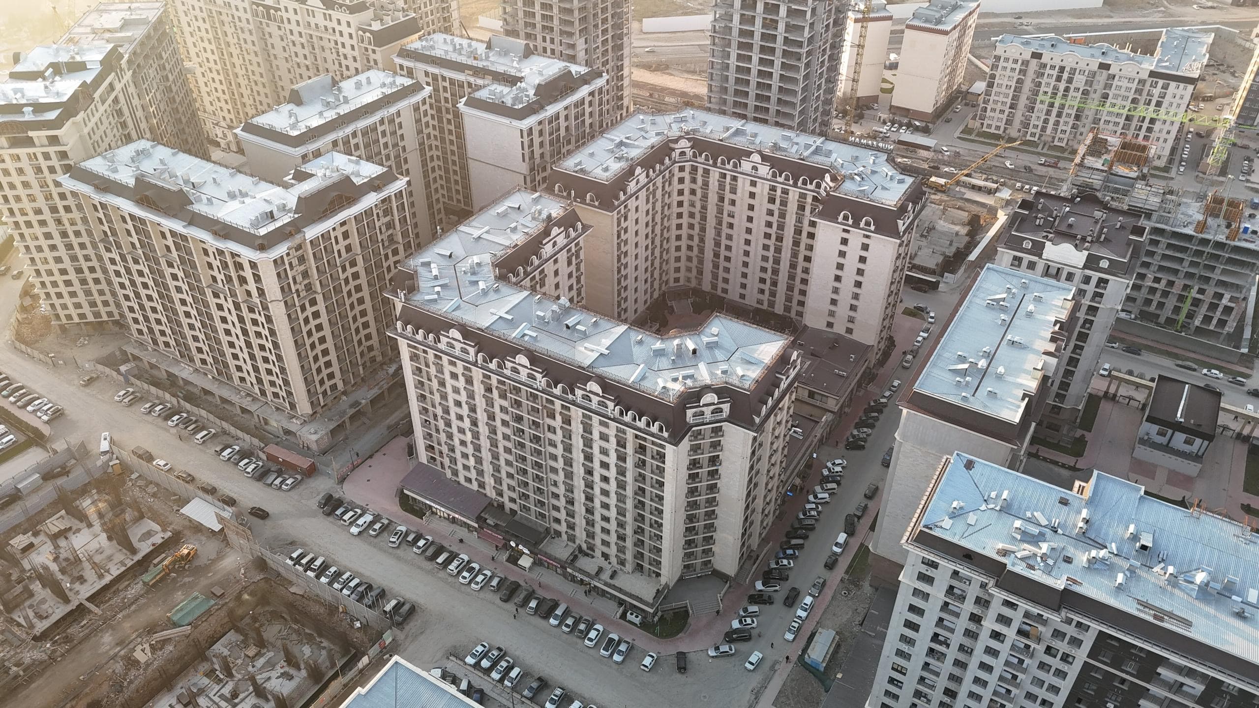 Магазин, Коммерческая, 105 м2, этаж 1/14, Сост: Евроремонт - фото 1