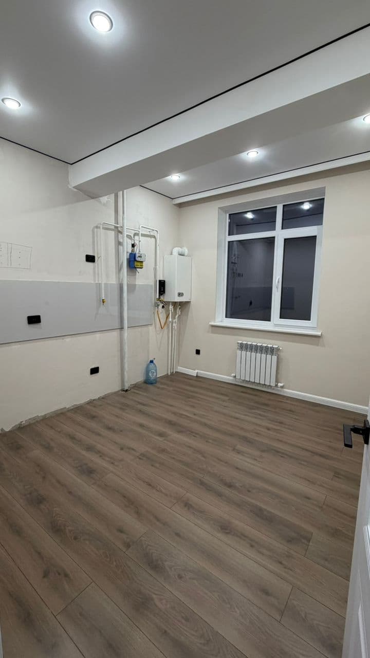 Продажа, Элитка, 3 ком, 72 м2, этаж 2/7, Сост: Евроремонт - фото 2