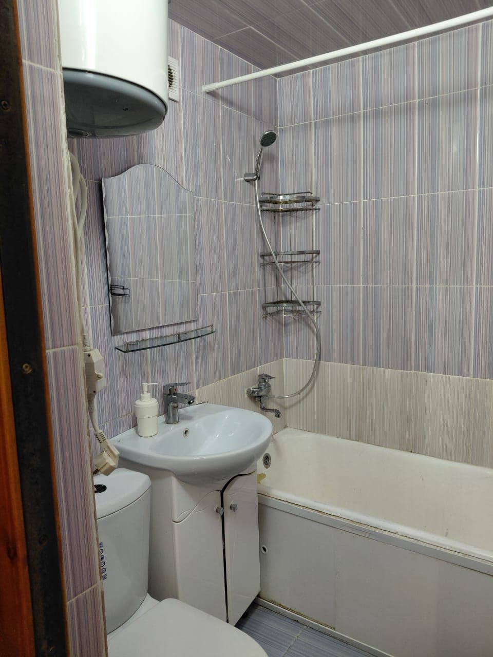 Продажа, Хрущёвка, 2 ком, 42 м2, этаж 4/4, Сост: Среднее - фото 1