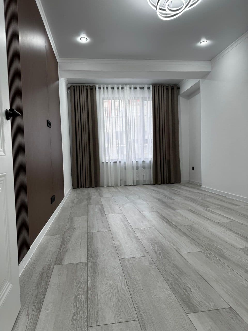 Продажа, Элитка, 2 ком, 66 м2, этаж 9/10, ж/к КУТ Строй (KUT STROY), Сост: Евроремонт - фото 3