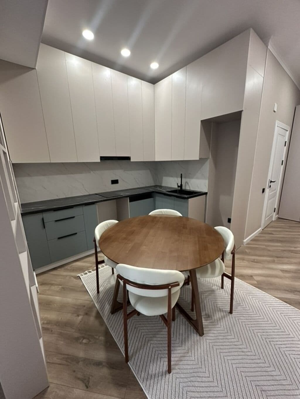 Продажа, Элитка, 1 ком, 35 м2, этаж 3/9, Сост: Евроремонт - фото 10