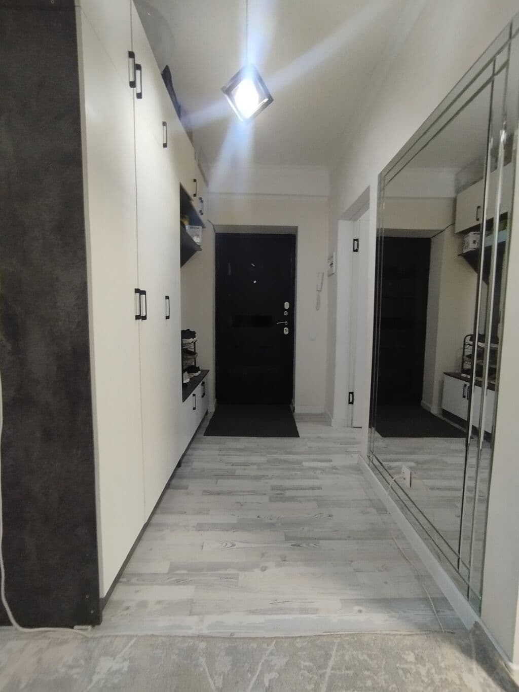 Элитка, 3 ком, 85 м2, этаж 5/9, ж/к Фэмили Хаус (Family House), Сост: Евроремонт - фото 3