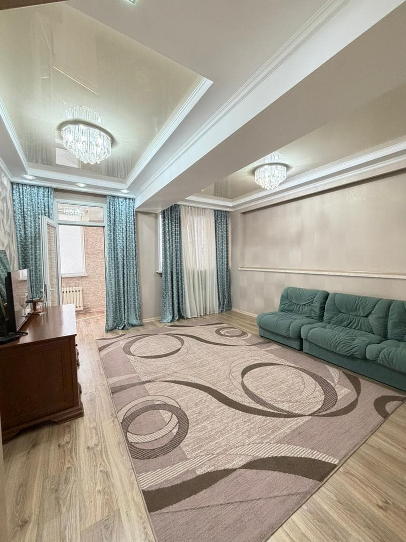 Продажа, Элитка, 3 ком, 76 м2, этаж 8/10, ж/к Ахунбаева 186, Сост: Евроремонт - фото 1
