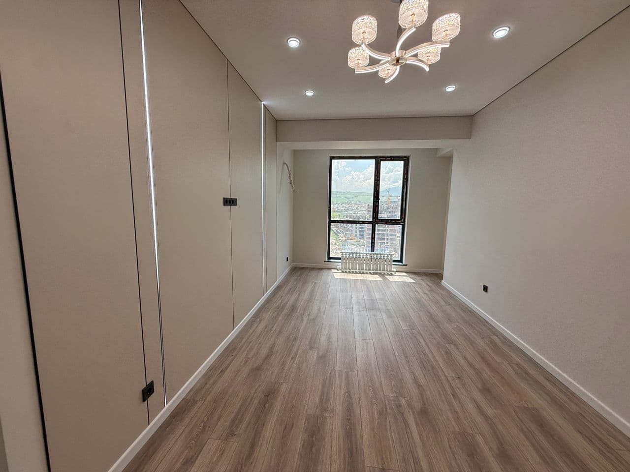 Продажа, Элитка, 2 ком, 76 м2, этаж 13/14, ж/к Кап Строй Сити (Capstroy City), Сост: Евроремонт - фото 8
