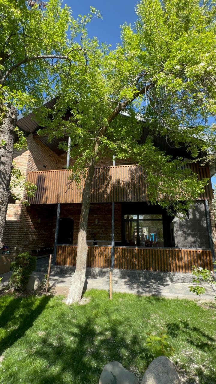 Дома и Участки, 6 ком, 144 м², этаж 1/1