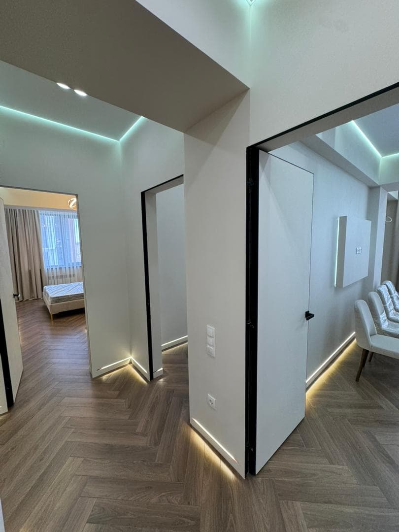 Продажа, Элитка, 3 ком, 104 м2, этаж 10/15, ж/к Кап Строй Сити (Capstroy City), Сост: Евроремонт - фото 11