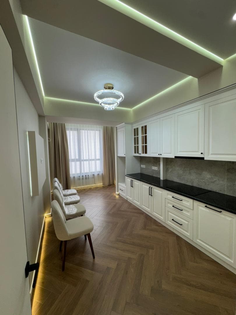 Продажа, Элитка, 3 ком, 104 м2, этаж 10/15, ж/к Кап Строй Сити (Capstroy City), Сост: Евроремонт - фото 12
