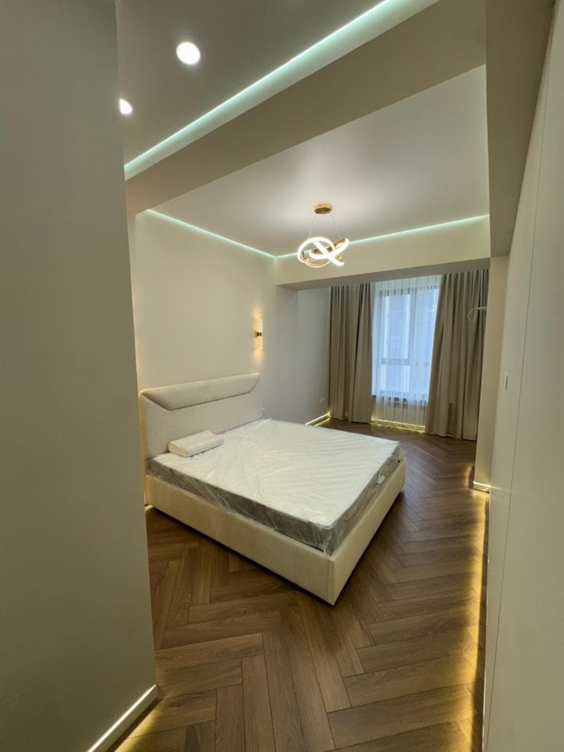 Продажа, Элитка, 3 ком, 104 м2, этаж 10/15, ж/к Кап Строй Сити (Capstroy City), Сост: Евроремонт - фото 18
