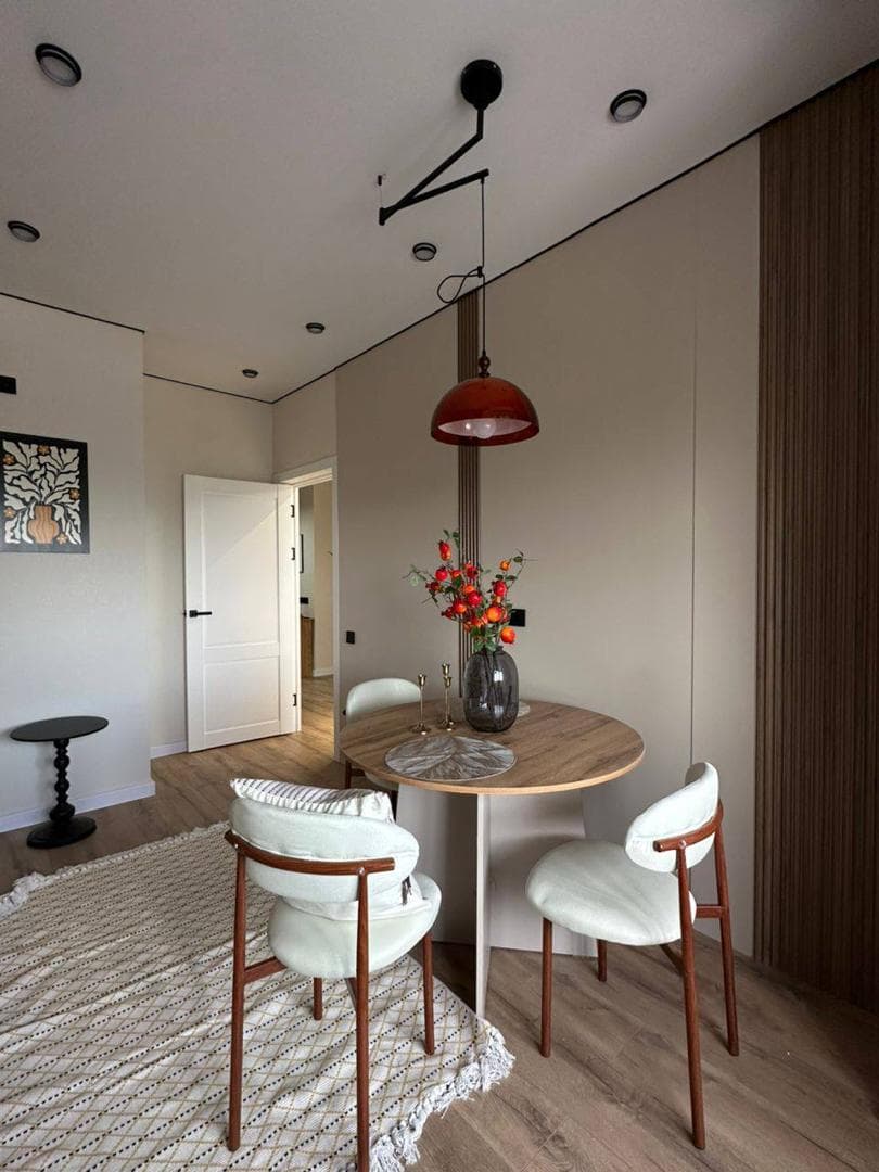 Продажа, Элитка, 2 ком, 50 м2, этаж 12/12, ж/к ЖК Эмель, Сост: Евроремонт - фото 1