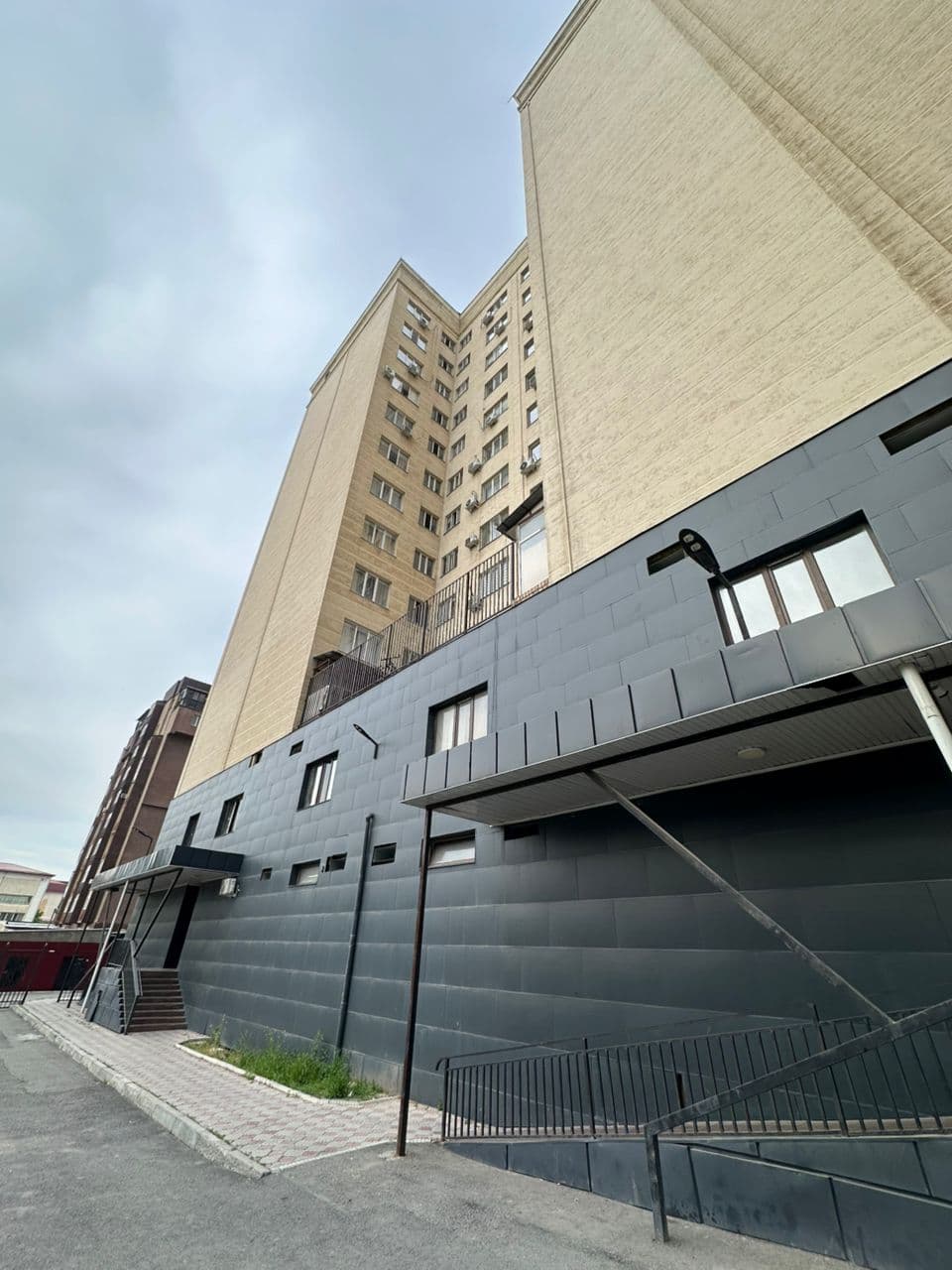 Продажа, Элитка, 2 ком, 48 м2, этаж 12/14, ж/к Джал Ордо / Джал, Сост: Евроремонт - фото 1
