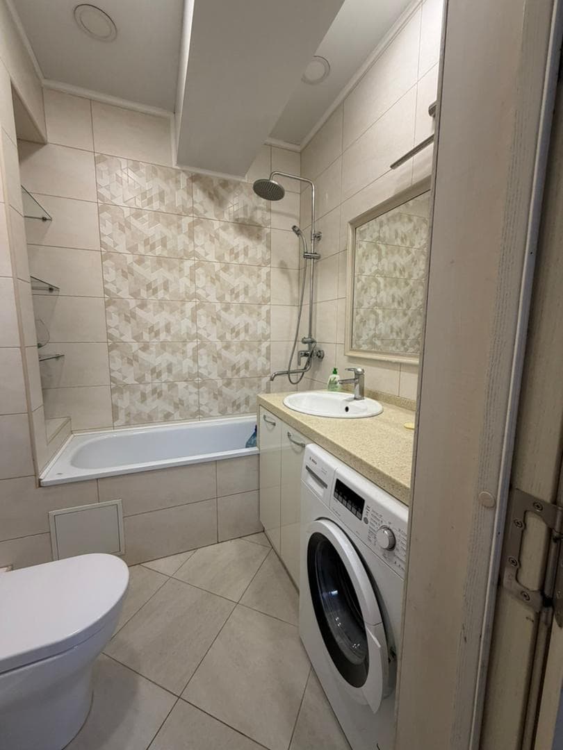 Элитка, 4 ком, 140 м2, этаж 4/10, ж/к Ахунбаева 186, Сост: Евроремонт - фото 14