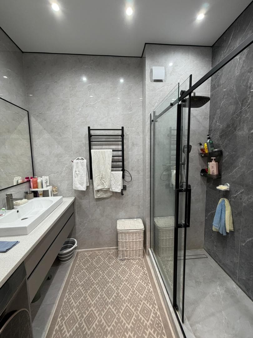 Элитка, 3 ком, 109 м2, этаж 7/13, ж/к Кап Строй Сити (Capstroy City), Сост: Евроремонт - фото 8