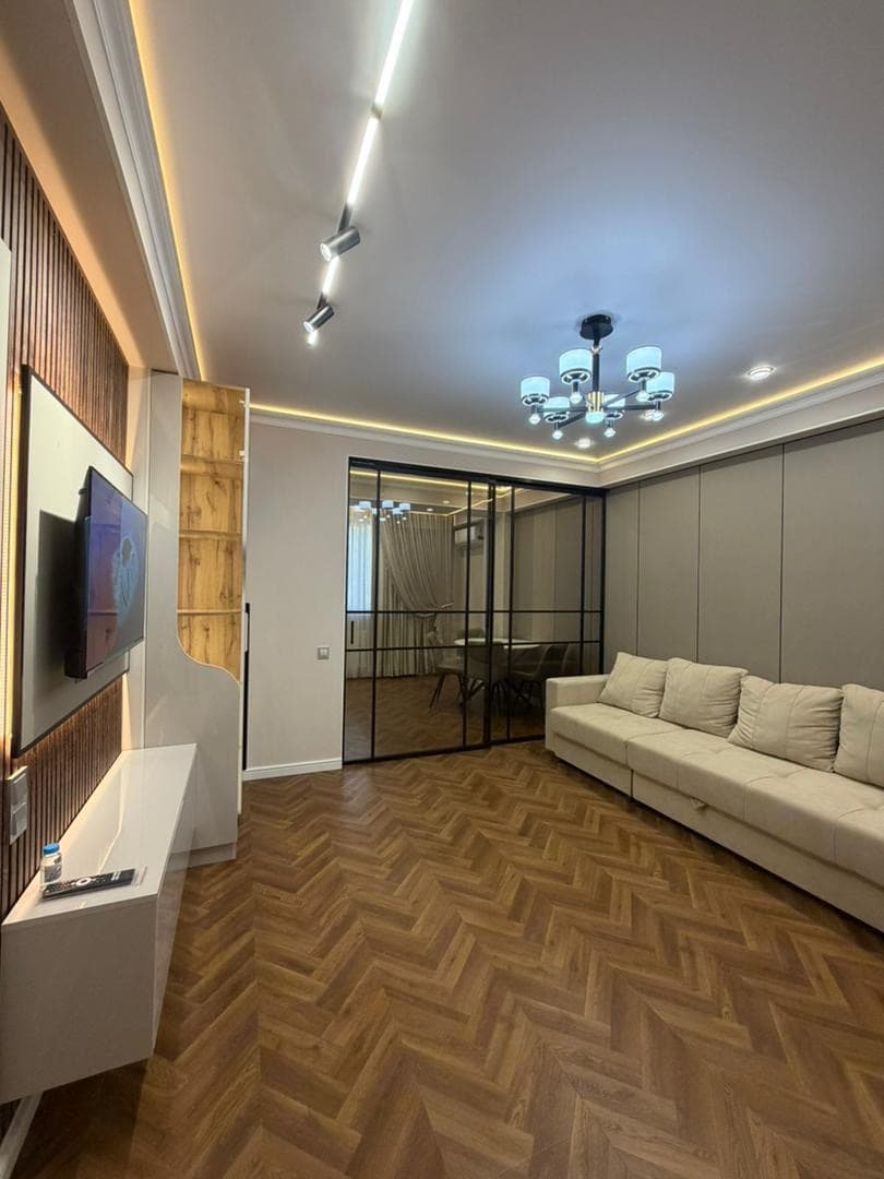 Элитка, 2 ком, 52.6 м2, этаж 15/16, ж/к СК Шерой, Сост: Евроремонт - фото 1