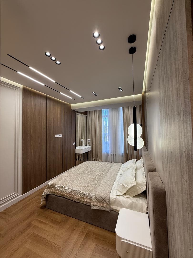 Элитка, 3 ком, 80 м2, этаж 8/14, ж/к Нью-Йорк сити (New York city), Сост: Евроремонт - фото 14